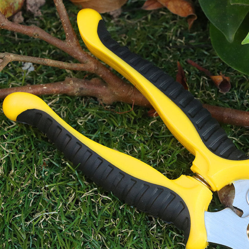 Garden trimming shears